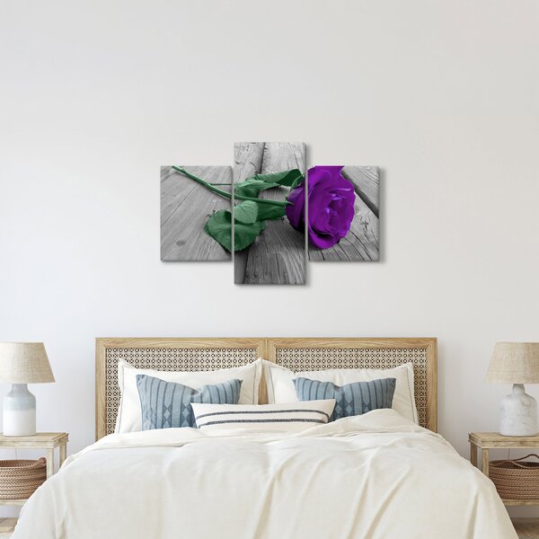 Tablou - Trandafir violet cu tulpina verde (90x60 cm)