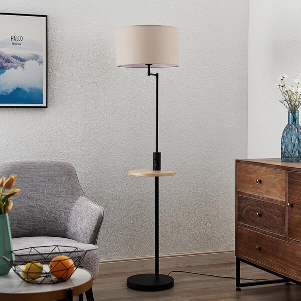 Lindby lampadar Zinia, negru, raft, conexiune USB, Negru, Camera de zi / sufragerie, Metal, Modern