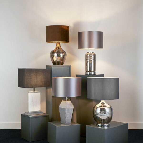 Searchlight Lampă de masă Polygon cu picior sticlă, Gri, Camera de zi / sufragerie, Țesătură / Textil, Modern
