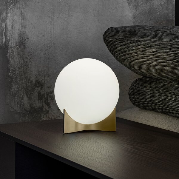 Terzani Lampă de masă Oscar, culoarea alamei, Ø 20 cm, sticlă opală, reglabil, Alb, Camera de zi / sufragerie, Sticlă, Design