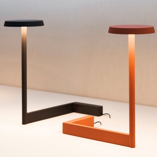 Vibia Flat lampă de masă LED înălțime 30 cm negru, reglabil, Negru, Camera de zi / sufragerie, Metal, Modern