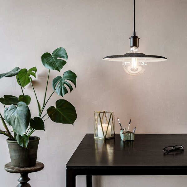 UMAGE Shade lampă susp. negru, cu abajur de pâslă, reglabil, Gri, Camera de zi / sufragerie, Țesătură / Textil, Modern