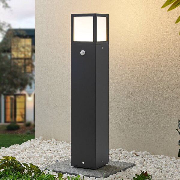 Lucande bornă luminoasă LED Dewari, detector de mișcare, 65 cm, IP54, Gri, Aluminiu, Modern