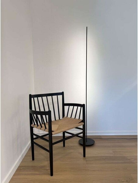 String F1 LED Lampadar Dim. Negru - Antidark