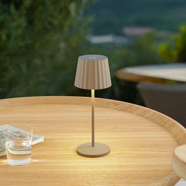 Lindby Lampă de masă cu baterie LED Esali, bej, metal, IP65, reglabil, Bej, Camera de zi / sufragerie, Aluminiu, Modern