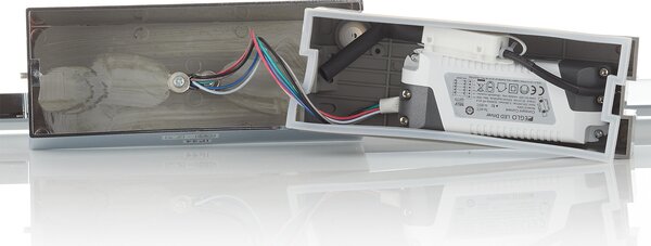 EGLO connect Tabiano-C lampă LED oglindă 60,5 cm, reglabil, Metalic, Baie, Metal, Modern