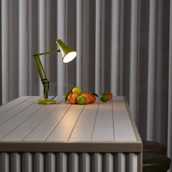 Lampă de masă Anglepoise, 90 MINI MINI VIVID, reglabil, Verde, Studiu / Birou, Metal, Design industrial