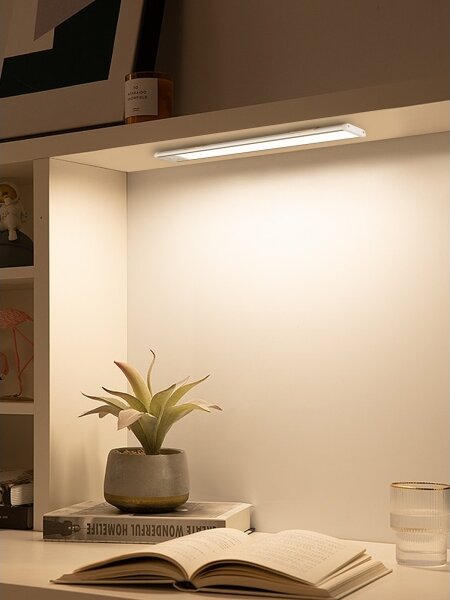 Corp de iluminat LED pentru corpuri de bucătărie CABINET-4 cu senzor PIR LED/1,5W/230V 1100mAh 4000K