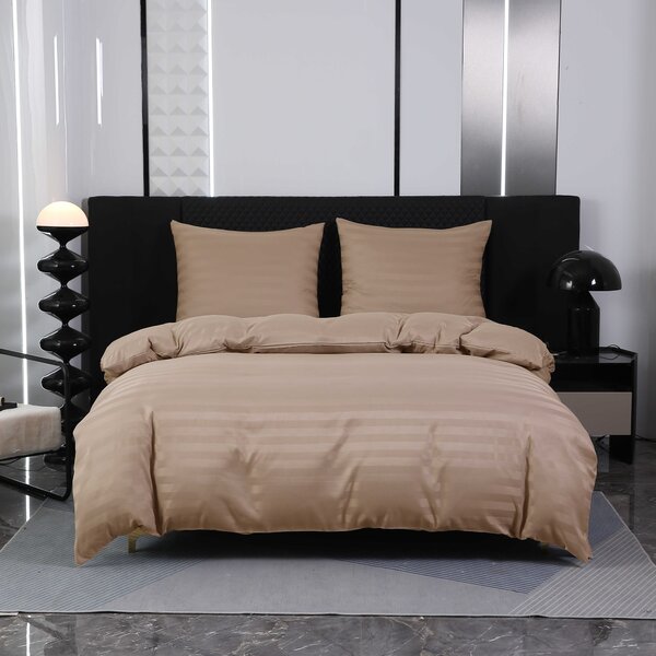 Lenjerie de pat hoteliera din microfibra JASMINE bej - dunga 2 cm Dimensiunile lenjeriei: 70 x 90 cm | 140 x 200 cm