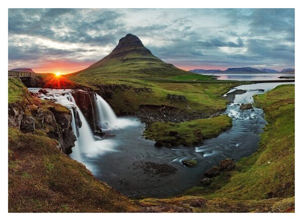 Tablou pe sticlă - Kirkjufell la apus (70x50 cm)