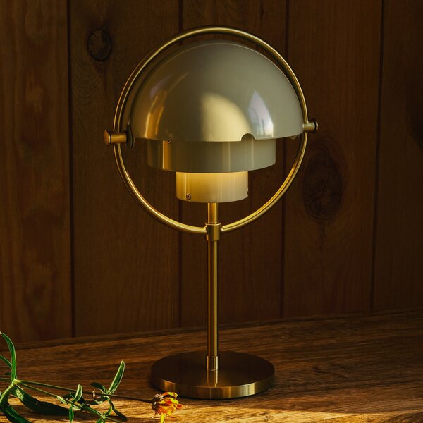 GUBI Lampa de masă cu baterie Gubi Multi-Lite, alamă/gri, 30 cm, reglabil, Auriu / Alamă, Camera de zi / sufragerie, Metal, Design