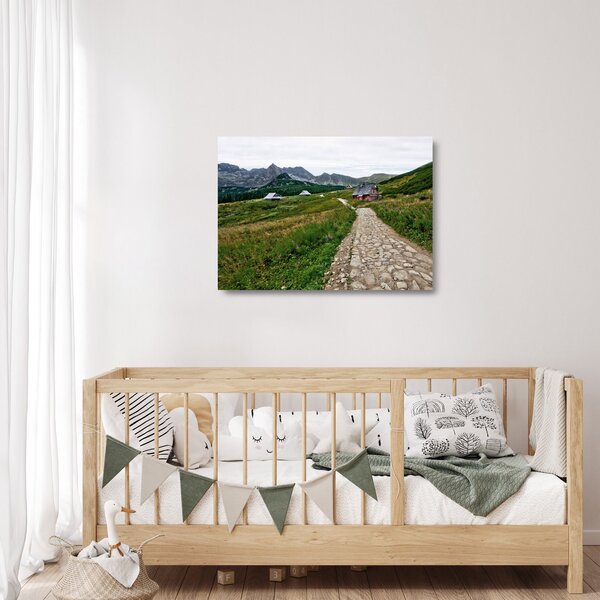 Tablou pe sticlă - Peisaj montan cu case (70x50 cm)