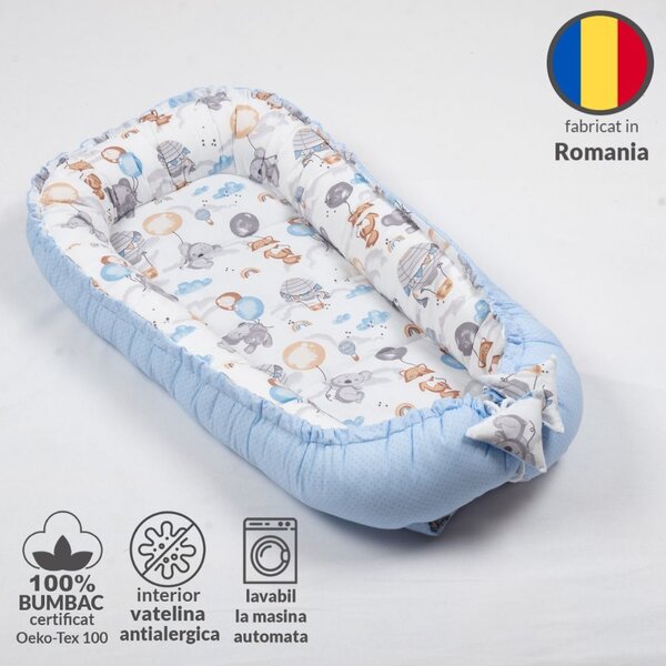 Cosulet patut bebe tip baby nest din bumbac 90x50 cm, cu doua fete Kidizi Tiny Adventures, albastru, lavabil la masina automata