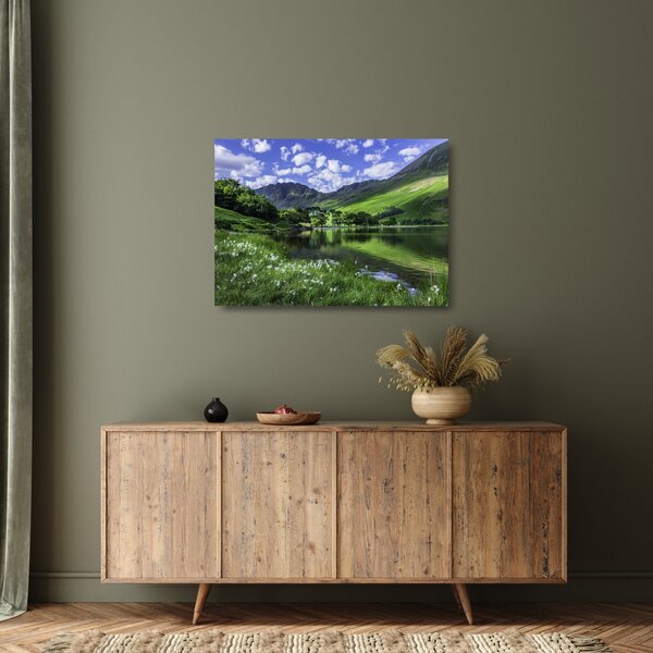 Tablou pe sticlă - Peisaj cu un lac (70x50 cm)