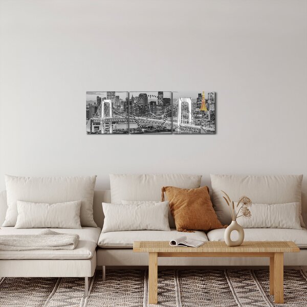 Tablou - Orașul mare cu turnul galben (cu ceas) (90x30 cm)