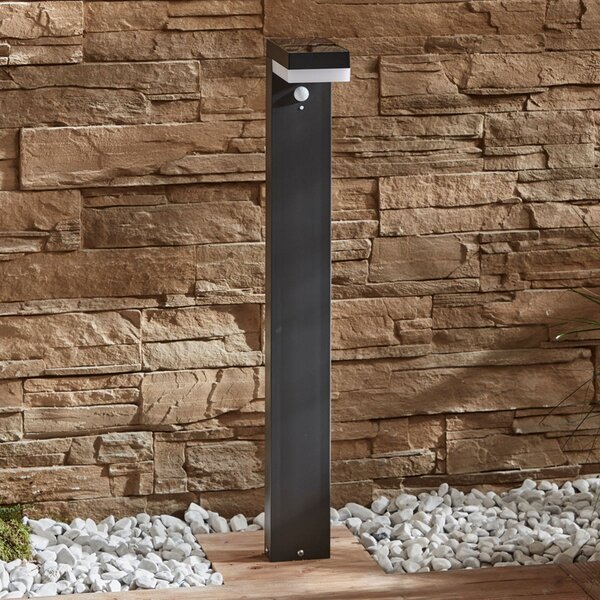 Lindby Lampă LED stâlpișor solar Chioma, antracit, senzor, Gri, Metal, Modern, Lumini solare