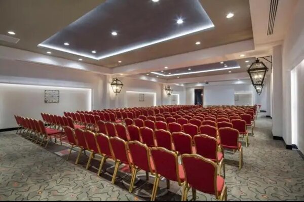 Scaun evenimente Hilton,Albastru