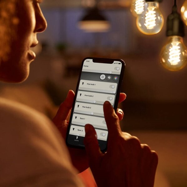 Bec LED dimabil Philips Hue WHITE FILAMENT G93 E27/7,2W/230V 2100K
