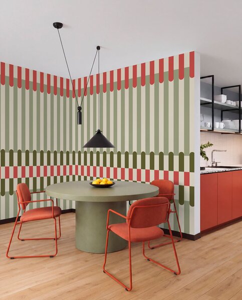 Tapet Model în dungi în nuanțe de verde și coral, Fototapet Geometrie, w05150v4 : Uwalls.ro