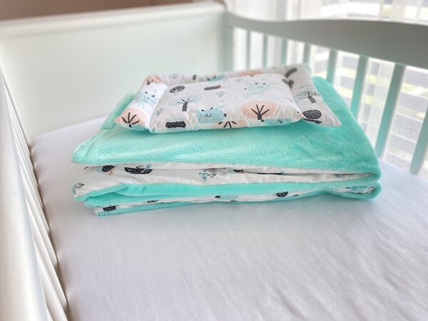 Lenjerie de pat pentru copii maradalia plain mint deer 100 x 80 cm