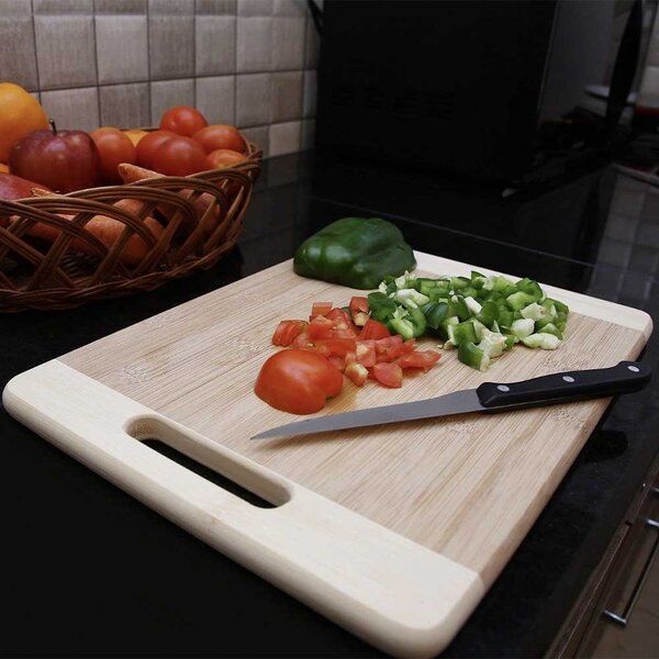 Tocator de bucatarie din lemn de bambus cu maner, maro, 36 x 26 cm, universal pentru taiere si servire