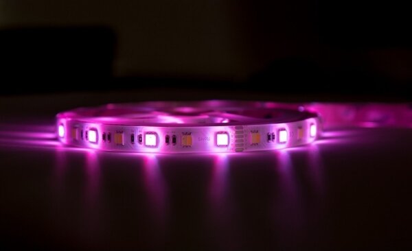 Bandă LED RGB+CCT dimabilă Immax NEO 07725L 24W/230V 5 m IP67 Wi-Fi Tuya