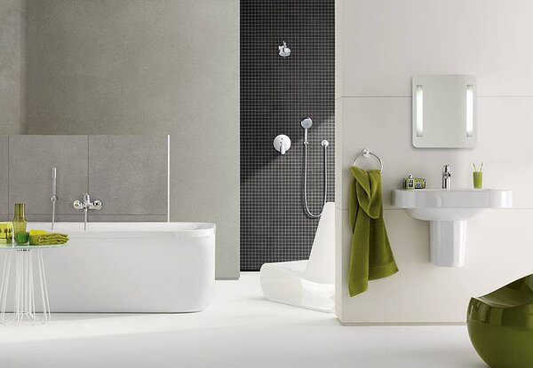 Grohe Eurosmart Cosmopolitan baterie de duș perete StarLight Chrome 32837000