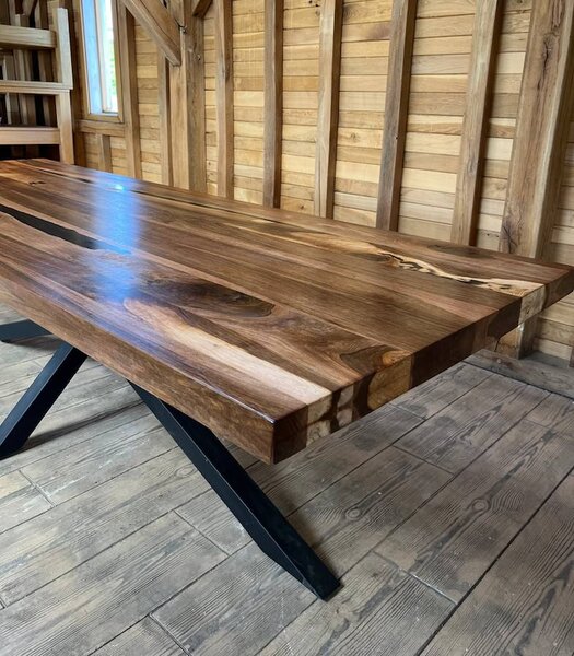 Masa Dining „Walnut Monolith 280” – nuc masiv, inserții rășină neagră - 280x100 cm