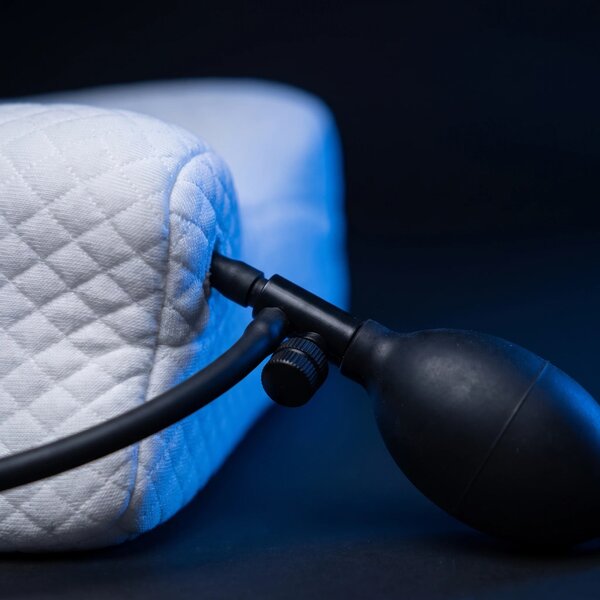 Perna cervicala ortopedica CERVI-SAN Ortho reglabila memory foam, husa