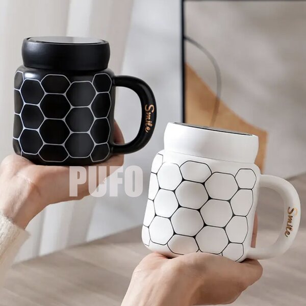 Cana din ceramica cu capac Pufo Simply Smile pentru cafea sau ceai, 400 ml, alb