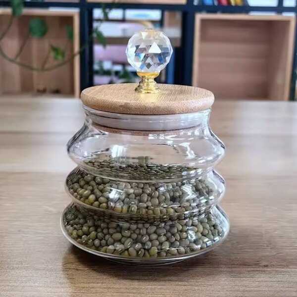 Recipient din sticla borosilicata Pufo Spicey pentru zahar, cafea, ceai sau condimente, cu capac din lemn, 400 ml