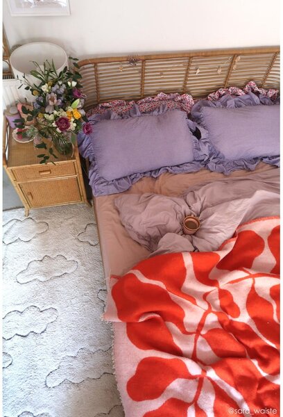 Covor pentru copii crem lavabil/țesut manual din bumbac 140x200 cm Clouds – Lorena Canals