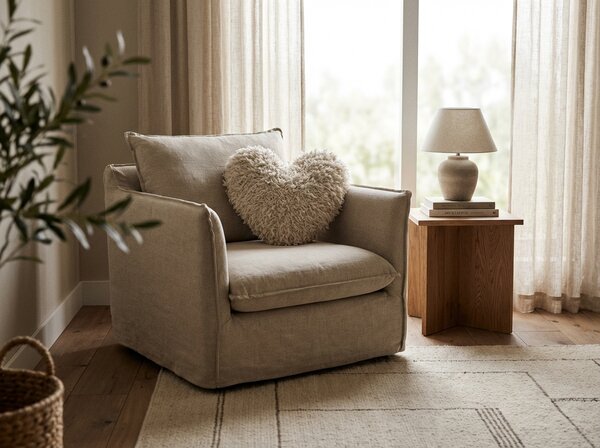Perna decorativa ROMEO HEART 45x45 cm, crem
