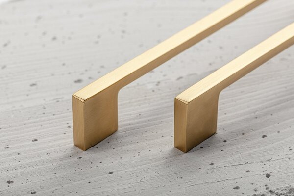 Maner metalic pentru mobilier, model SARMIS, stil modern/minimalist, Distanta dintre gauri = 128 | 160 | 192 | 256 mm, finisaj auriu mat