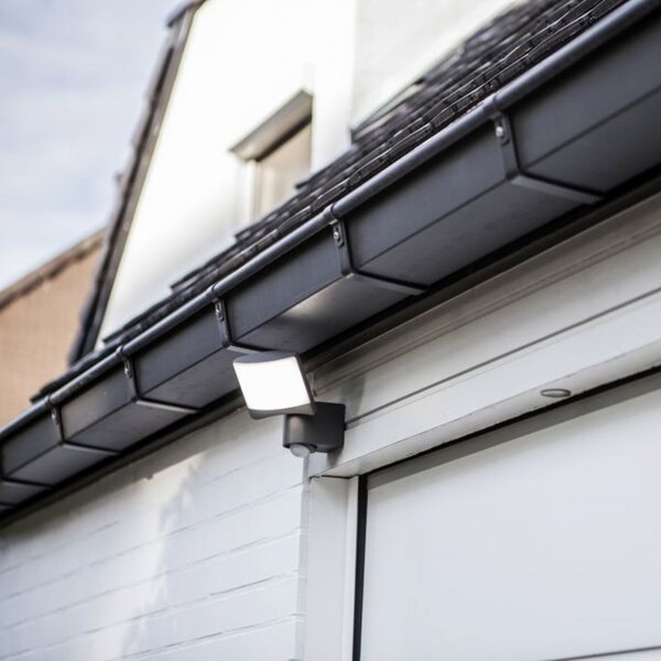LUTEC Proiector exterior cu senzor LED SUNSHINE, 15 cm, gri închis, IP44, Gri, Plastic, Modern, Spot de perete