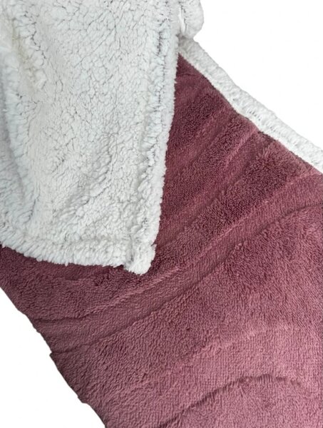 Patura luxoasa din microplus imitatie de miel NESTIVE roz Dimensiuni: 200 x 230 cm