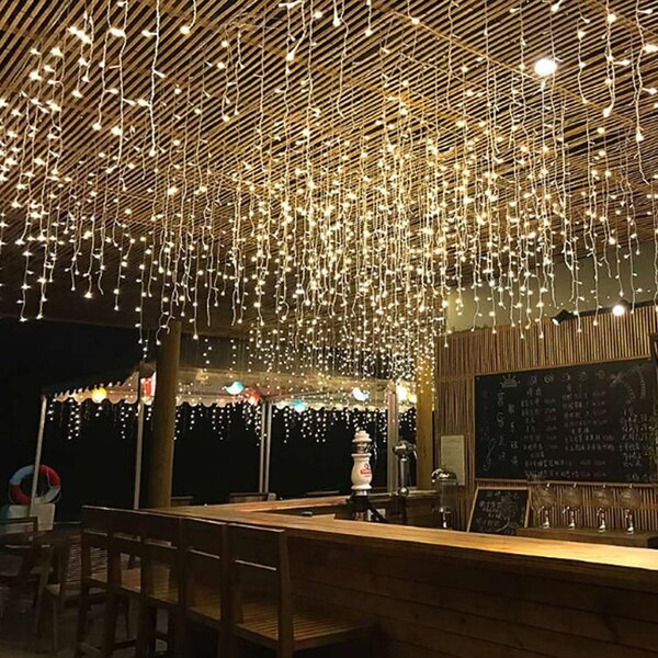 Perdea luminoasa 4M x 0.6M 120 LED-uri conectabila