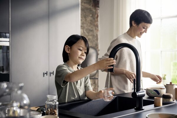 Hansgrohe Aqittura M91 baterie de bucatarie cu filtru pe picior negru 76836670