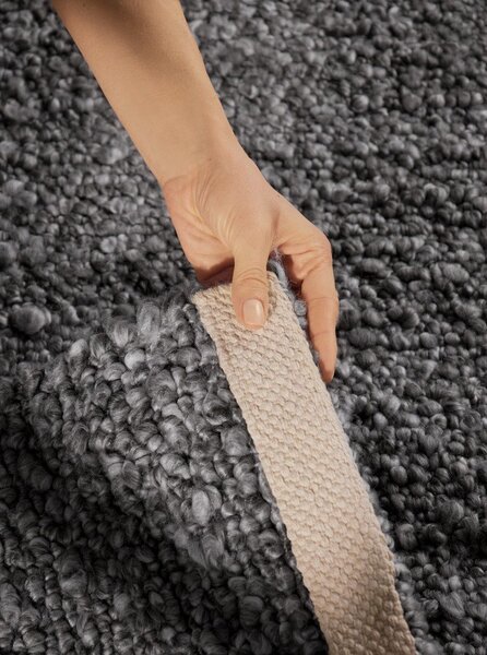 Covor gri închis țesut manual din material bouclé 120x170 cm Notting Hill Portobello – Ted Baker