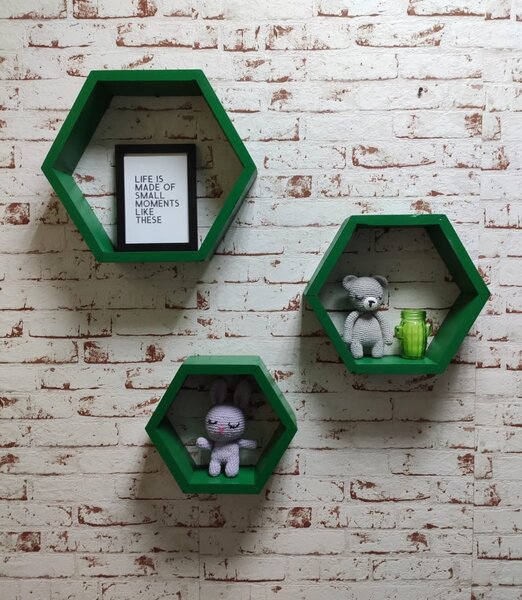 Set 3 rafturi de perete din lemn in forma hexagonala Carnival verde