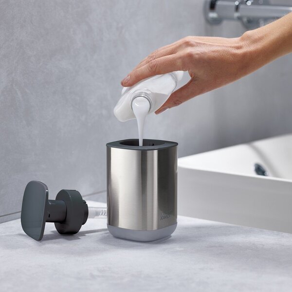 Dozator de săpun lichid argintiu lucios din oțel inoxidabil 250 ml Presto Steel – Joseph Joseph