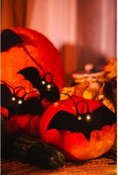 Lanț LED decorativ HALLOWEEN Retlux 10xLED/2xAA/alb cald 1,3m lilieci