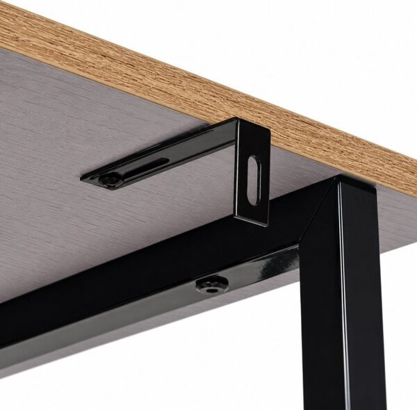 Raftură metalică cu rafturi din MDF și cârlige