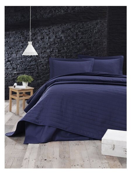 Cuvertură albastră matlasată pentru pat dublu 220x240 cm Monart – Mijolnir