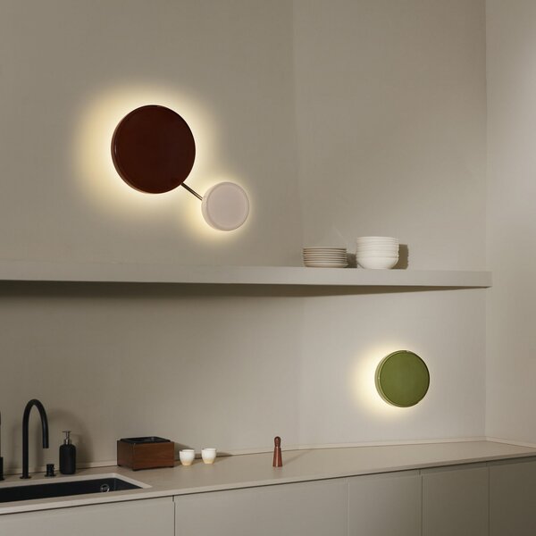 MARSET aplică de perete LED Caramel, opal, Ø 22 cm, TRIAC, sticlă, reglabil, Alb, Camera de zi / sufragerie, Sticlă, Design