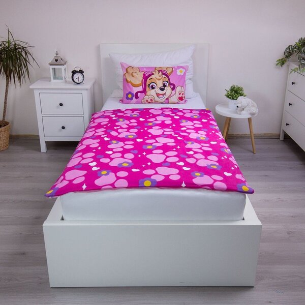 Lenjerie de pat pentru copii roz din bumbac pentru pătuț 100x135 cm Paw Patrol "Pawsome friendships grow" – Jerry Fabrics
