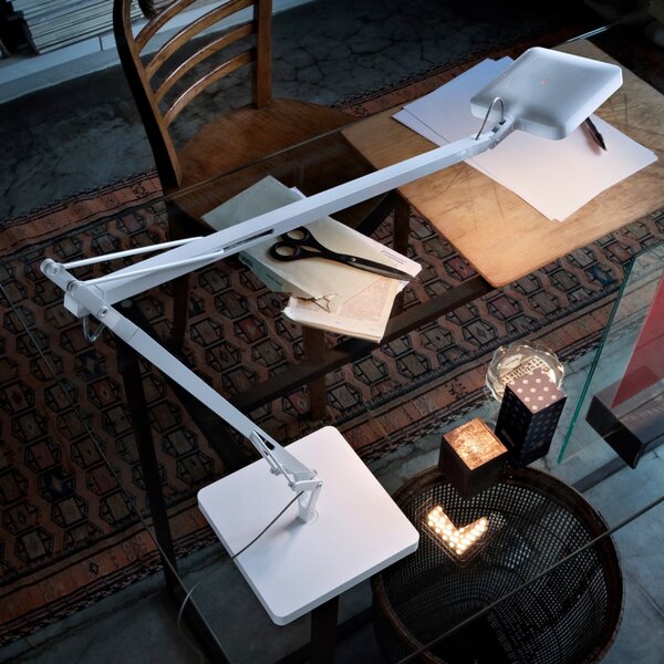 FLOS Kelvin Edge - lampă albă LED de birou, Alb, Studiu / Birou, Metal, Design