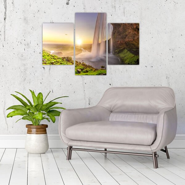 Tablou - Seljalandsfoss din spatele peșterii (90x60 cm)