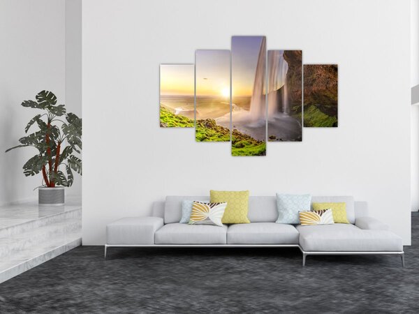 Tablou - Seljalandsfoss din spatele peșterii (150x105 cm)