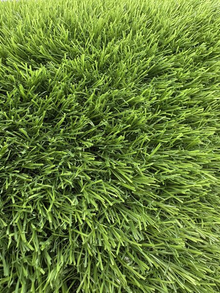 Gazon Artificial Sri Lanka, Inaltime Fir 30 mm, Latime 2m, Marime 200 x 400 cm, Verde, Antialergic, Polipropilena, Curte, Terasa, Balcon, Piscina, Loc